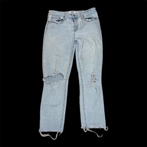 Levi’s Mid-Rise Boyfriend Jeans - size 10